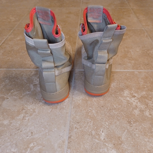 Nike Air Force 1 Utility Hi Top 10M 11½W - Picture 5 of 8